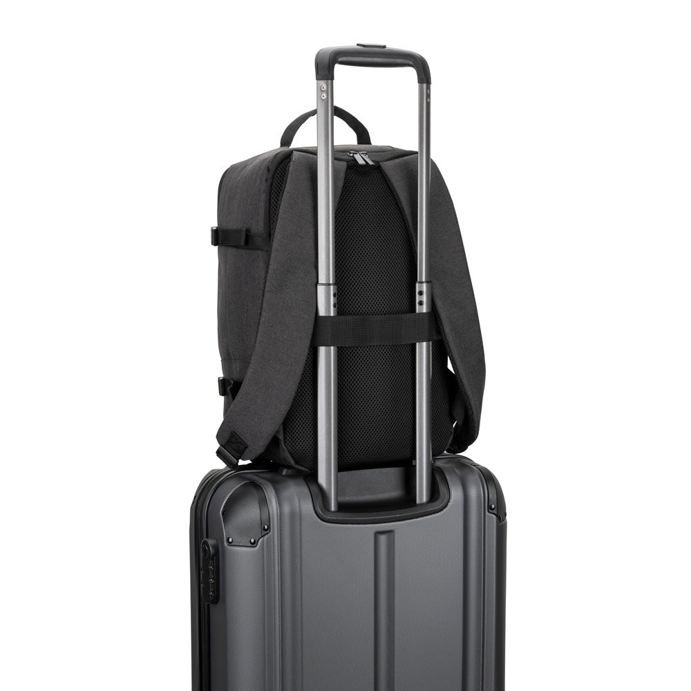 CIES. Mochila desenvolvida para cumprir as dimensões exigidas pelas companhias aéreas em poliéster reciclado 600D de alta densidade com acabamento repelente à água 20 L - Imagem 7