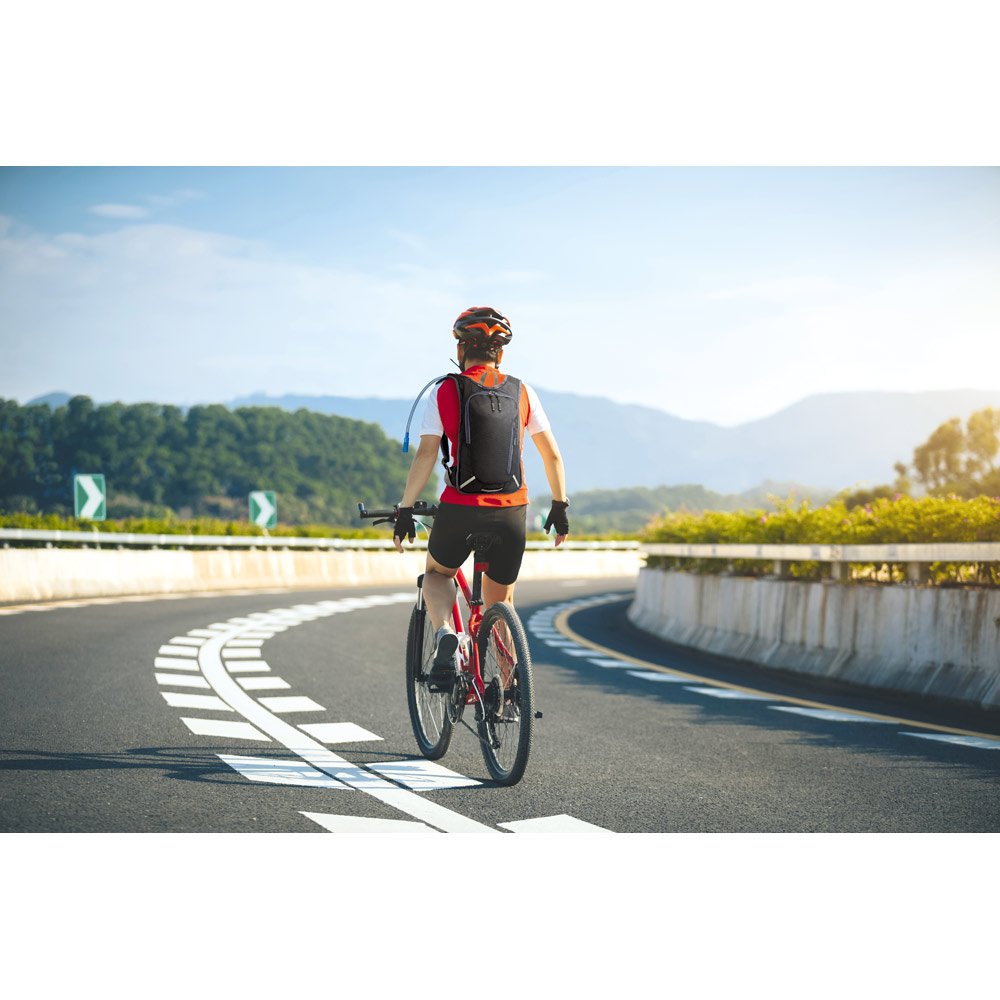 MOUNTI. Mochila esportiva com reservatório de água em 420D - Imagem 3