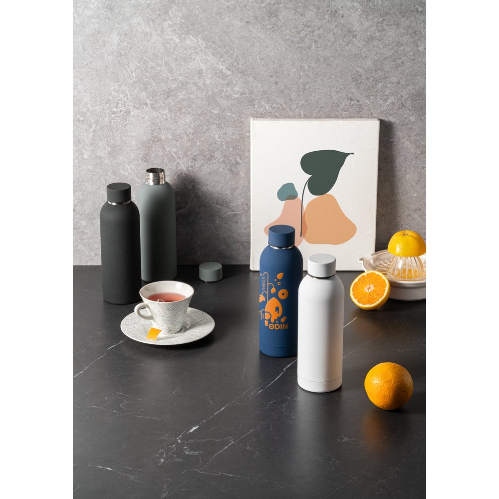 ODIN. Garrafa em aço inox 36% reciclado de parede dupla térmica, isolada a vácuo 550 mL - Imagem 4