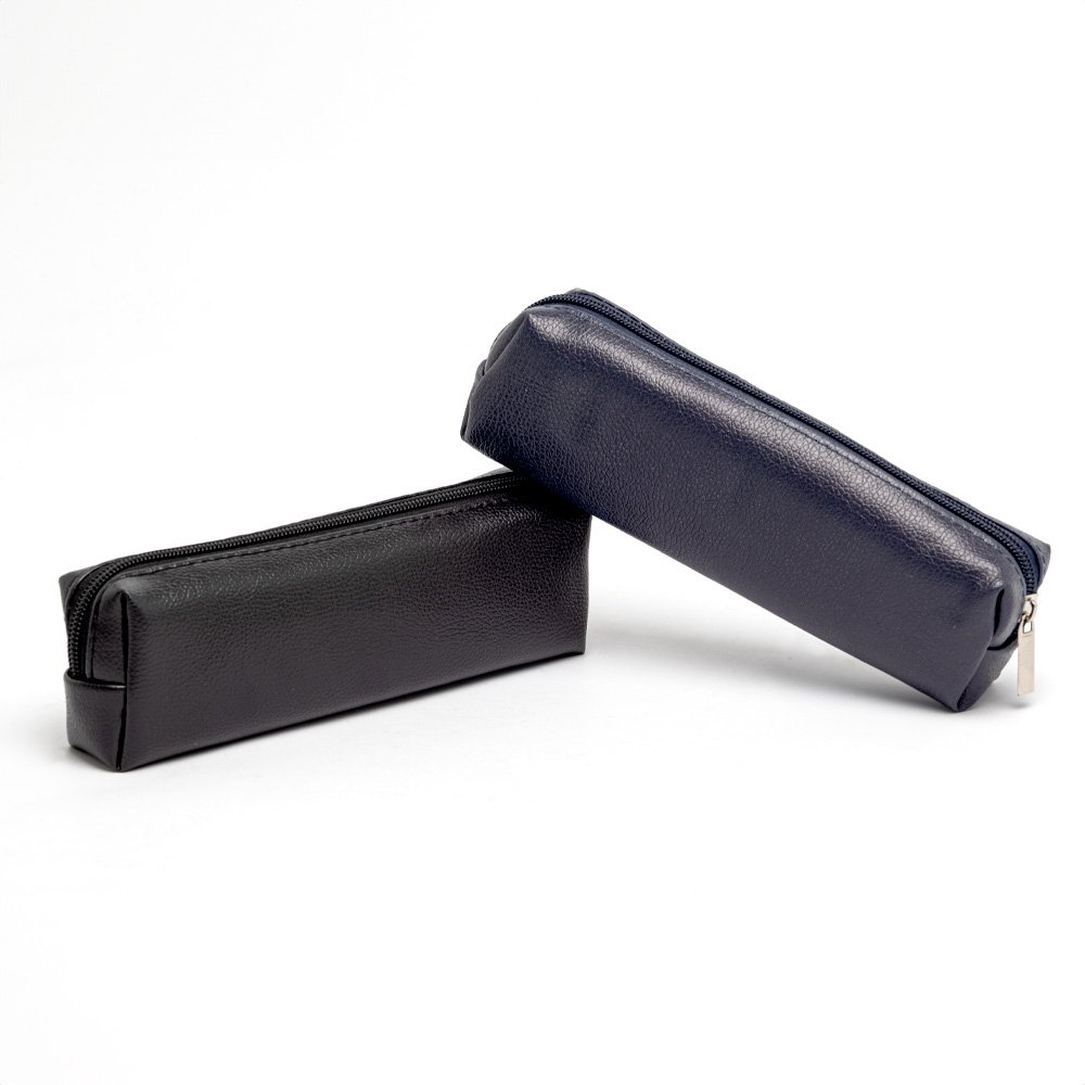 Estojo de Couro Sintético.